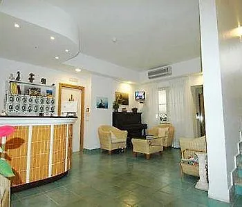 Mayor Sperlonga