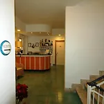Mayor فندق 3*